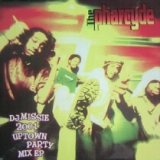 画像: THE PHARCYDE / DJ MISSIE 2001 UPTOWN PARTY MIX EP YYY51-1121-3-5